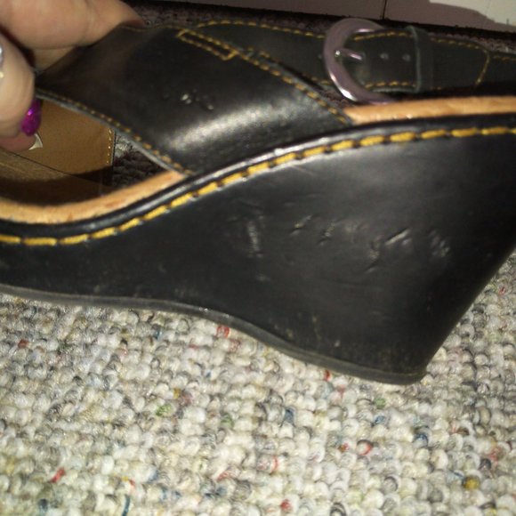 9 B.O.C. Born Concept black wedge heel cross strap leather sandal - Picture 5 of 13